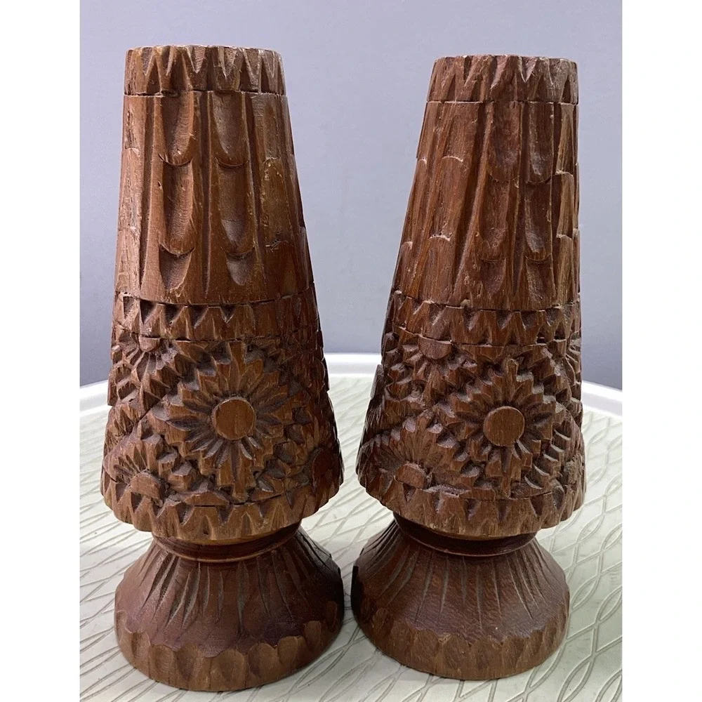 VTG Wooden Pair of Hand Carved & Crafted Pillars‎ 7